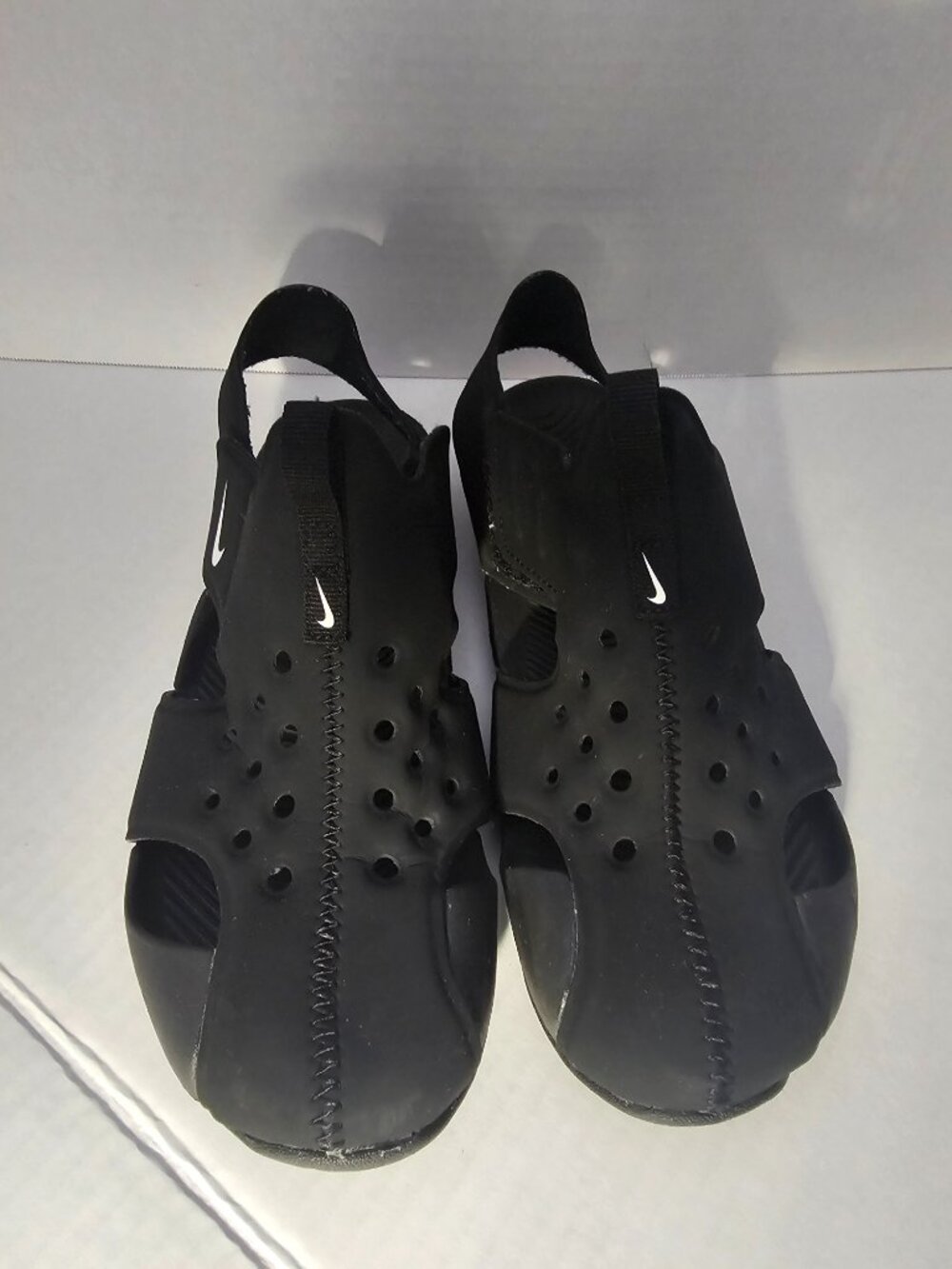 Sandals - Picture 2 of 6